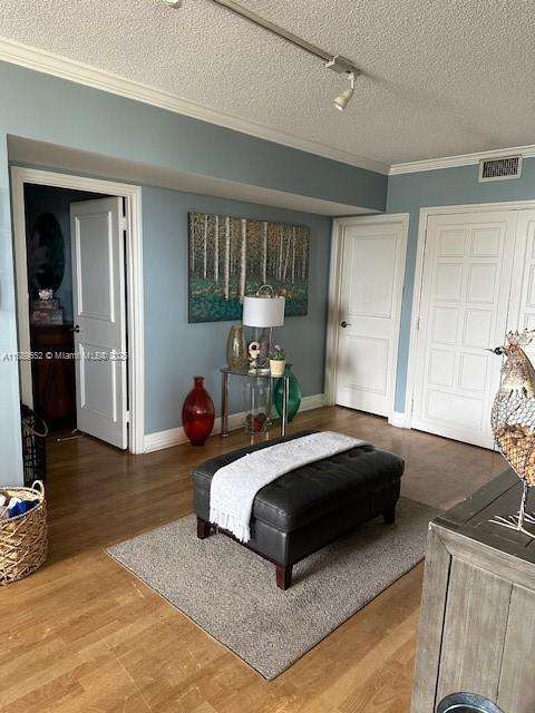 Small Image of 11111 BISCAYNE BLVD #6B, Miami Number 3
