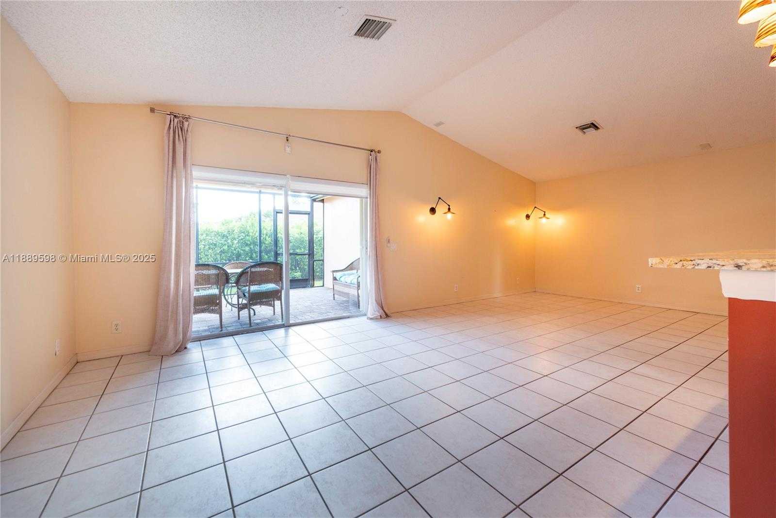 Small Image of 1886 SIRIUS LN, Weston Number 17