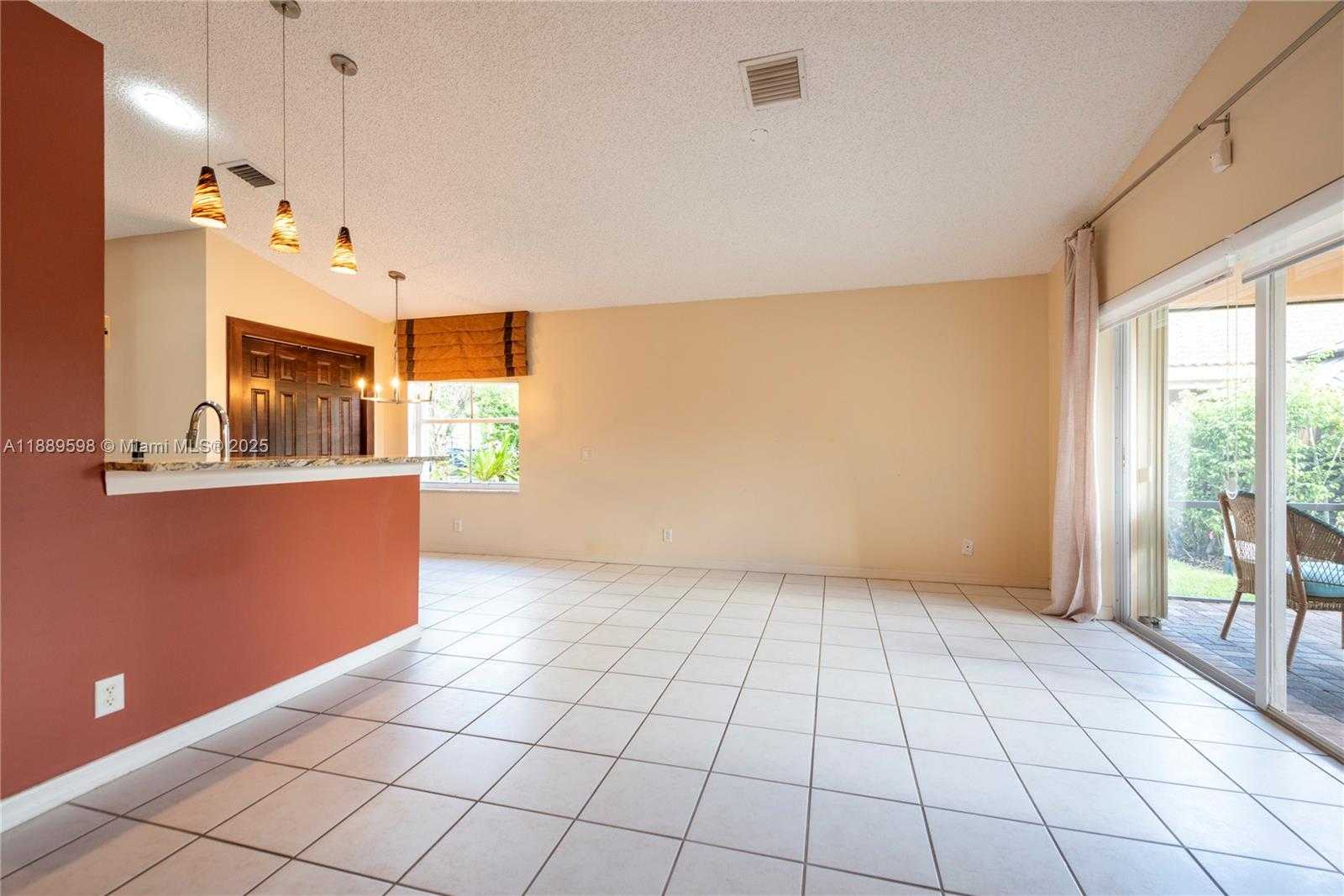 Small Image of 1886 SIRIUS LN, Weston Number 5