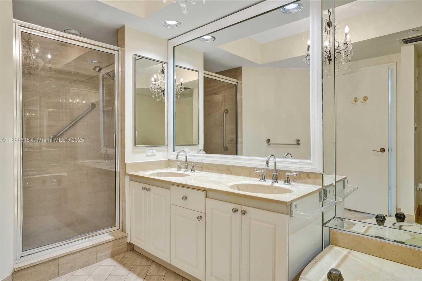 Small Image of 20281 EAST COUNTRY CLUB DR #2110, Aventura Number 17