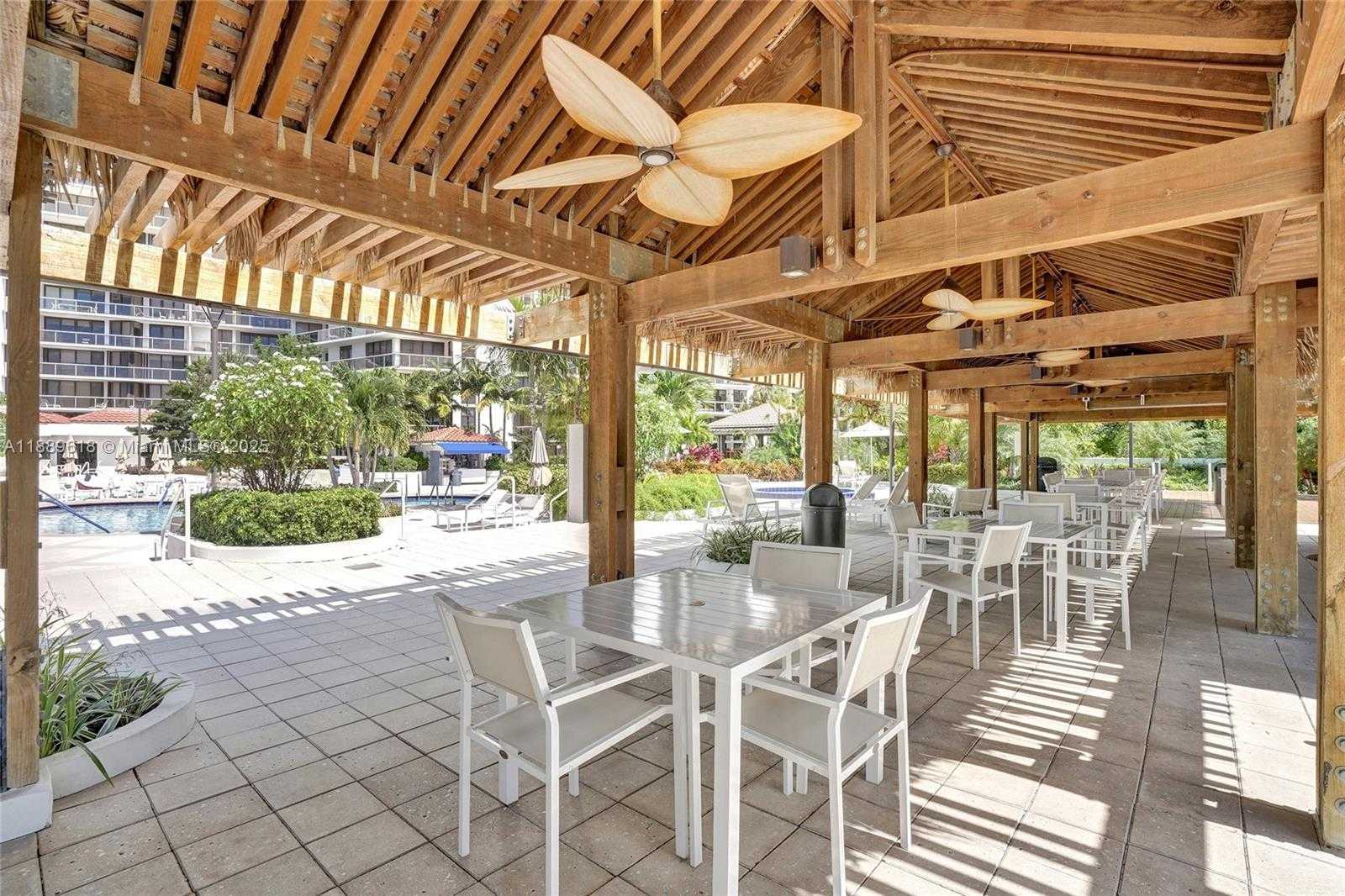 Small Image of 20281 EAST COUNTRY CLUB DR #2110, Aventura Number 33