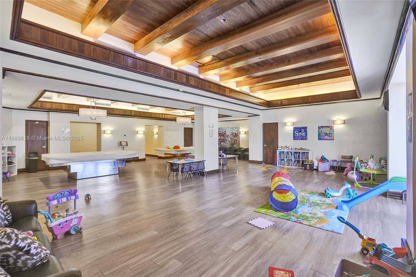 Small Image of 20281 EAST COUNTRY CLUB DR #2110, Aventura Number 44