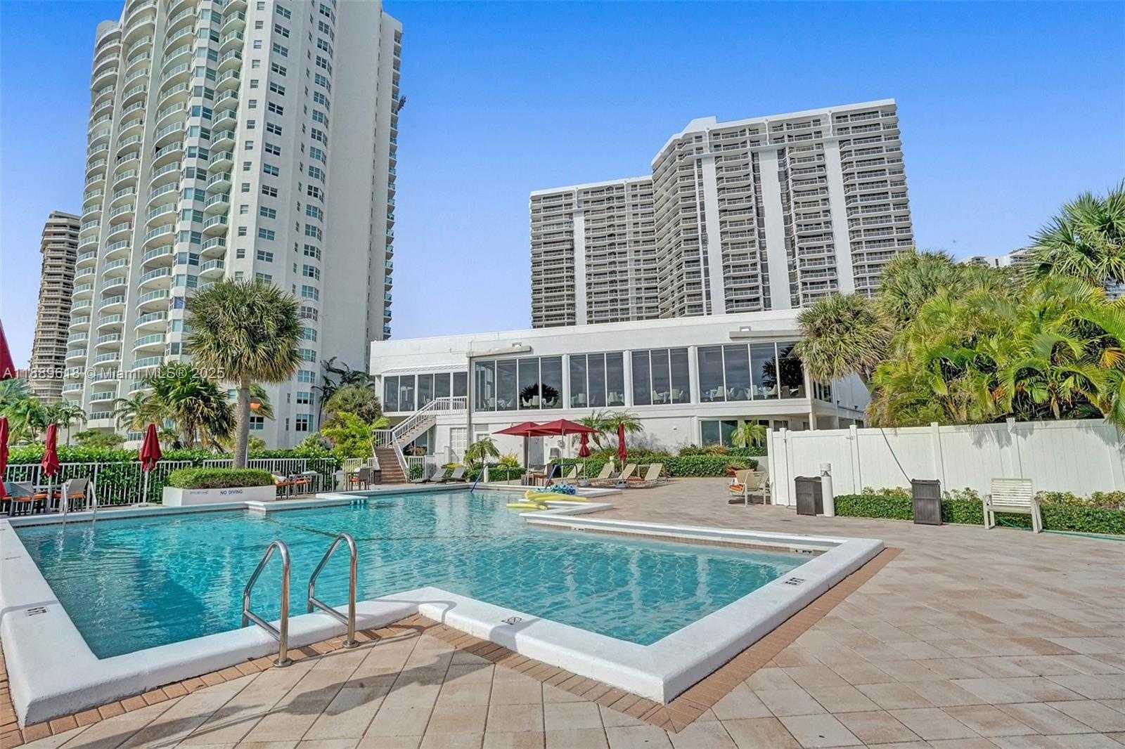 Small Image of 20281 EAST COUNTRY CLUB DR #2110, Aventura Number 59