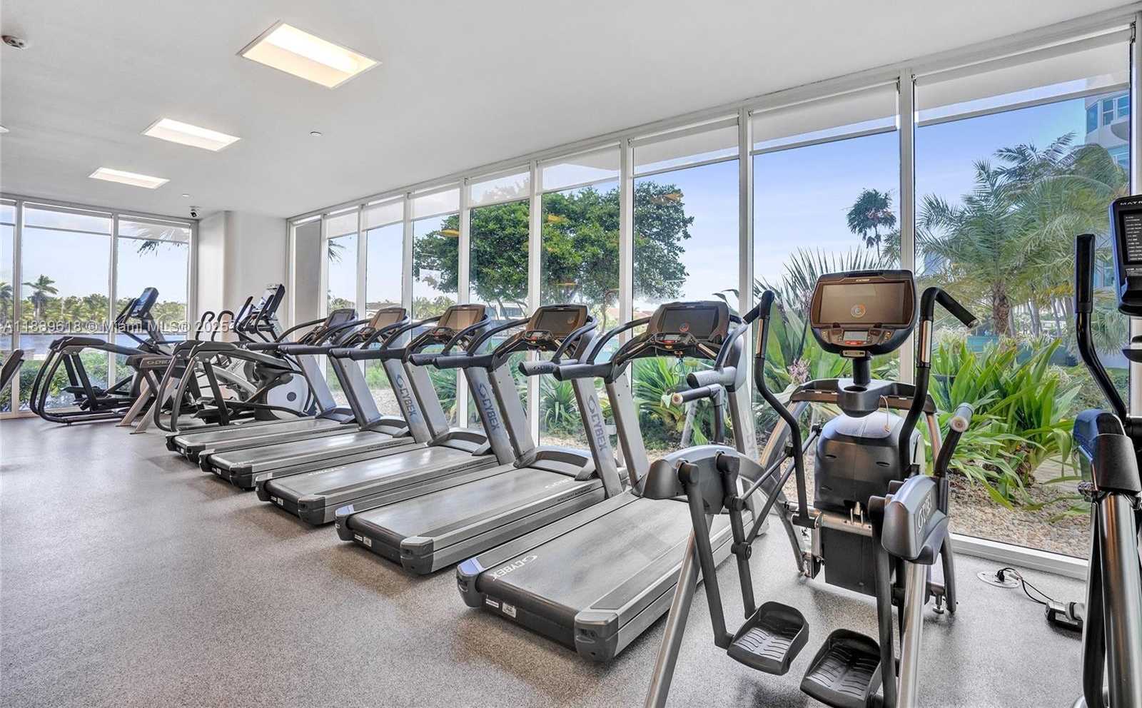 Small Image of 20281 EAST COUNTRY CLUB DR #2110, Aventura Number 62