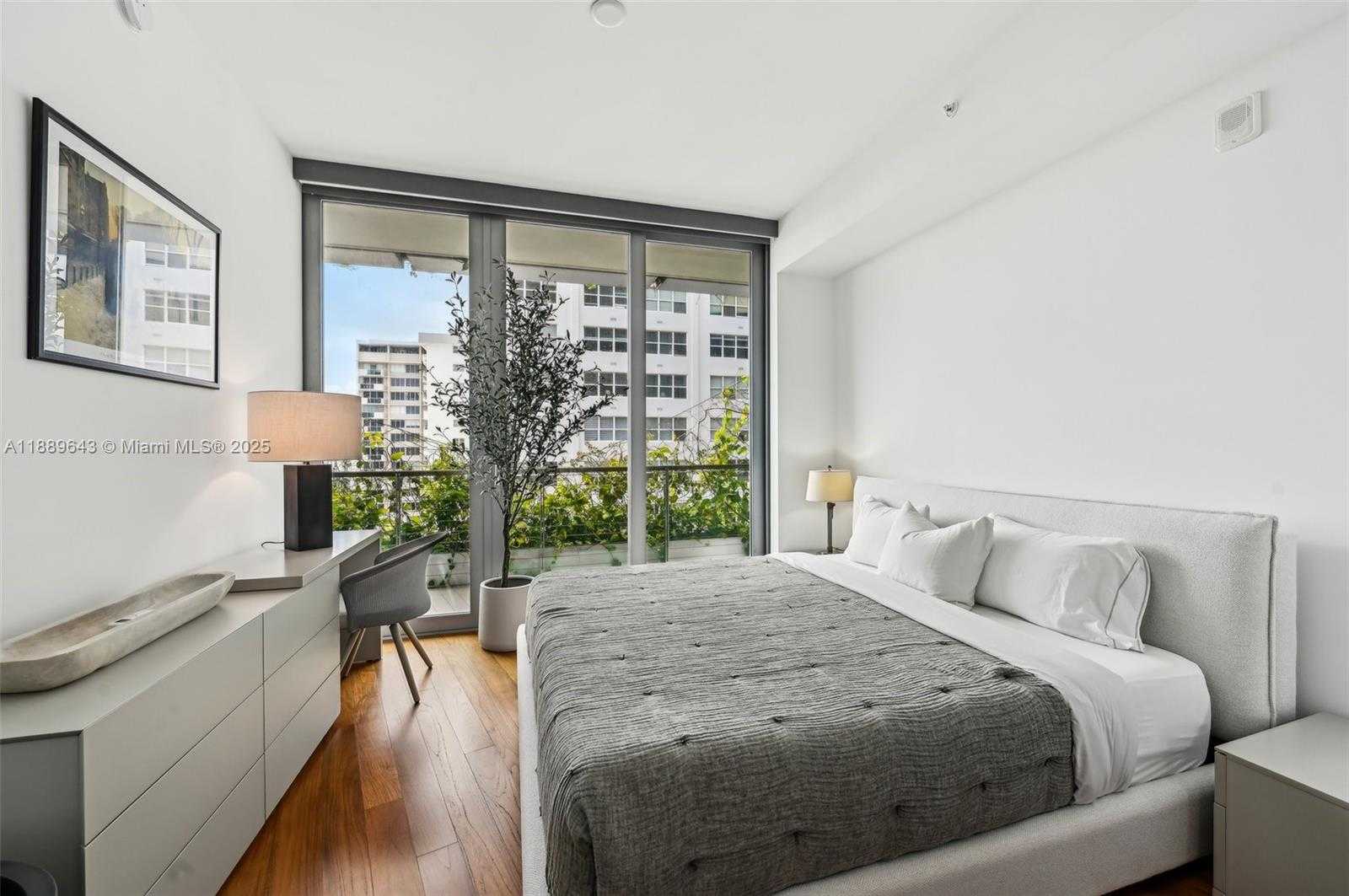Small Image of 1300 MONAD TER #8D, Miami Beach Number 19