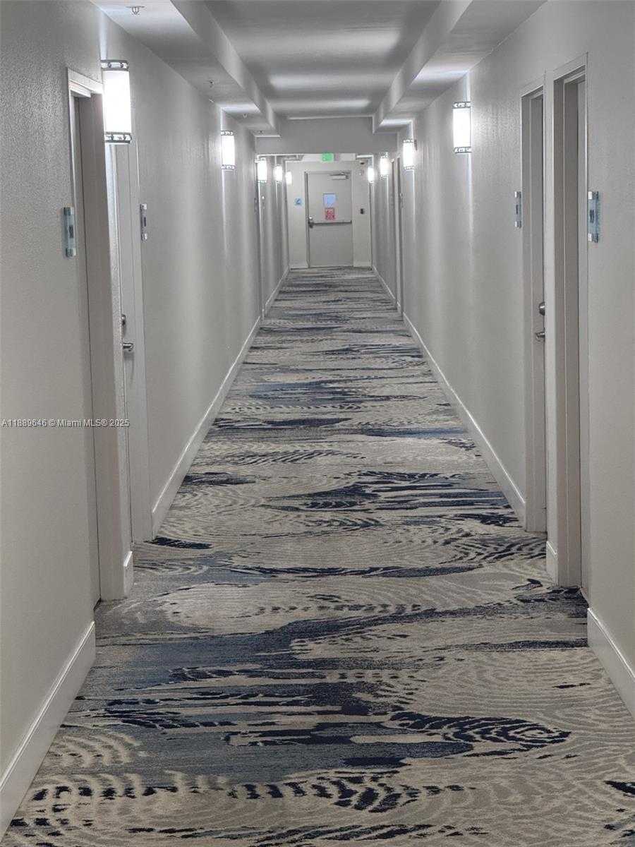 Small Image of 3001 SOUTH OCEAN DR #907, Hollywood Number 13