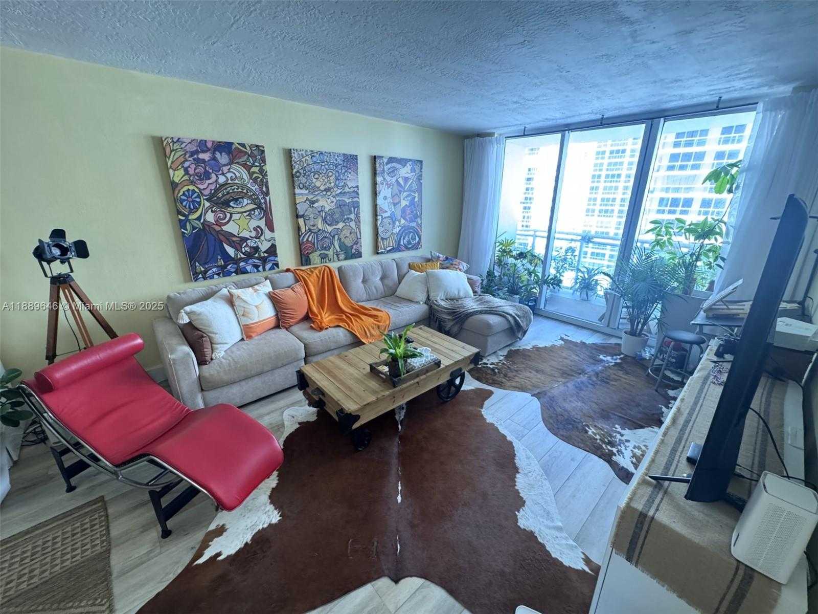 Small Image of 3001 SOUTH OCEAN DR #907, Hollywood Number 14