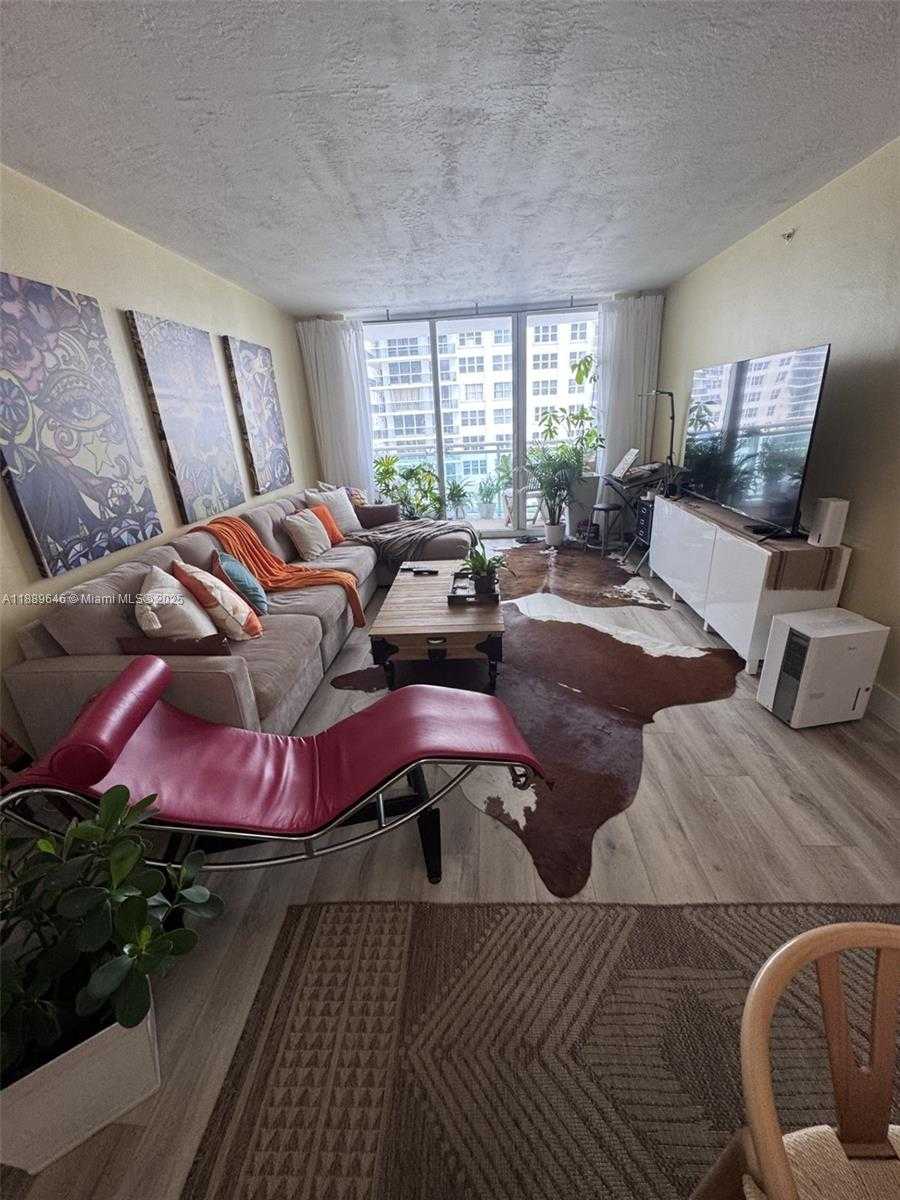 Small Image of 3001 SOUTH OCEAN DR #907, Hollywood Number 17