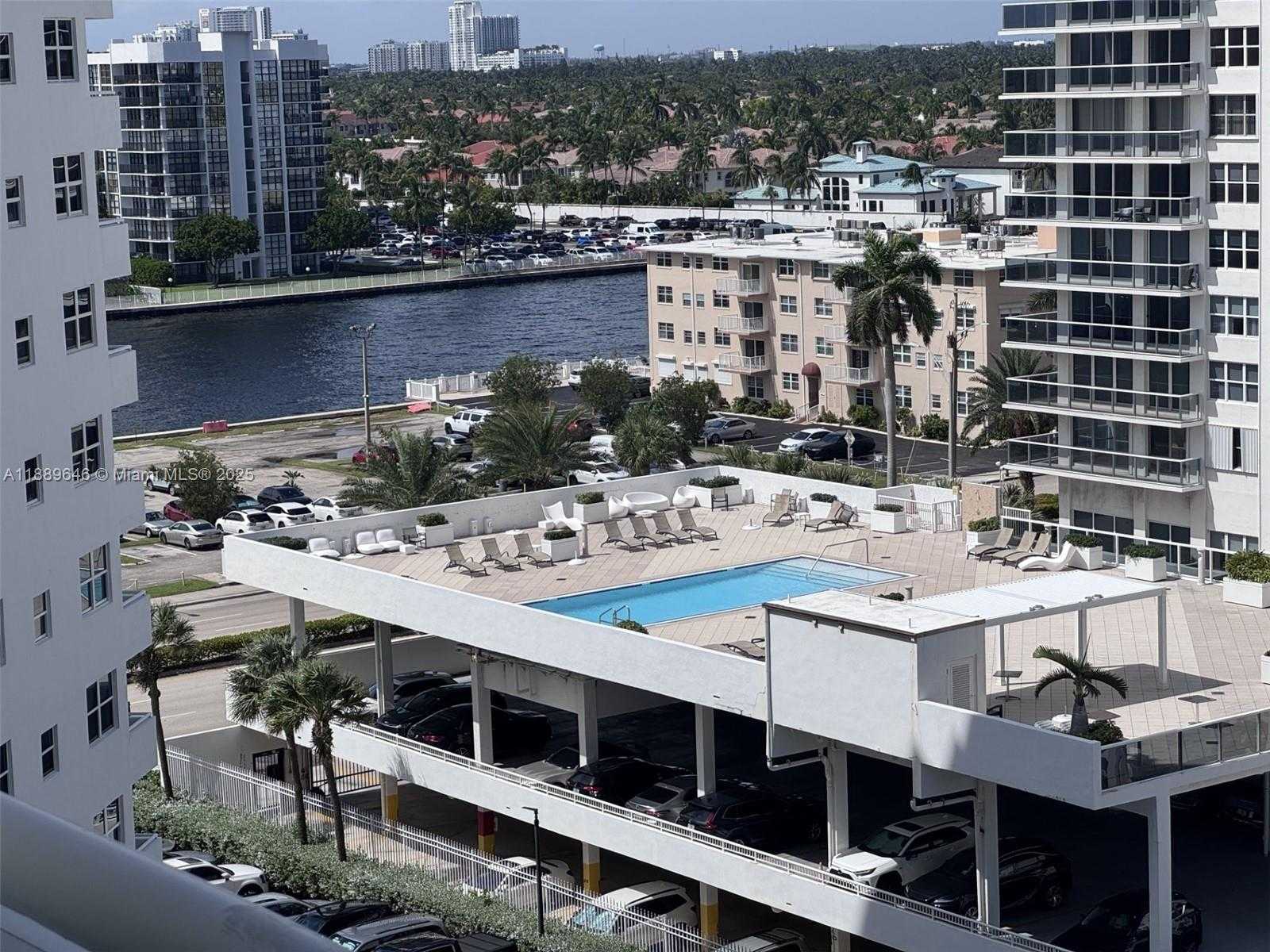 Small Image of 3001 SOUTH OCEAN DR #907, Hollywood Number 31