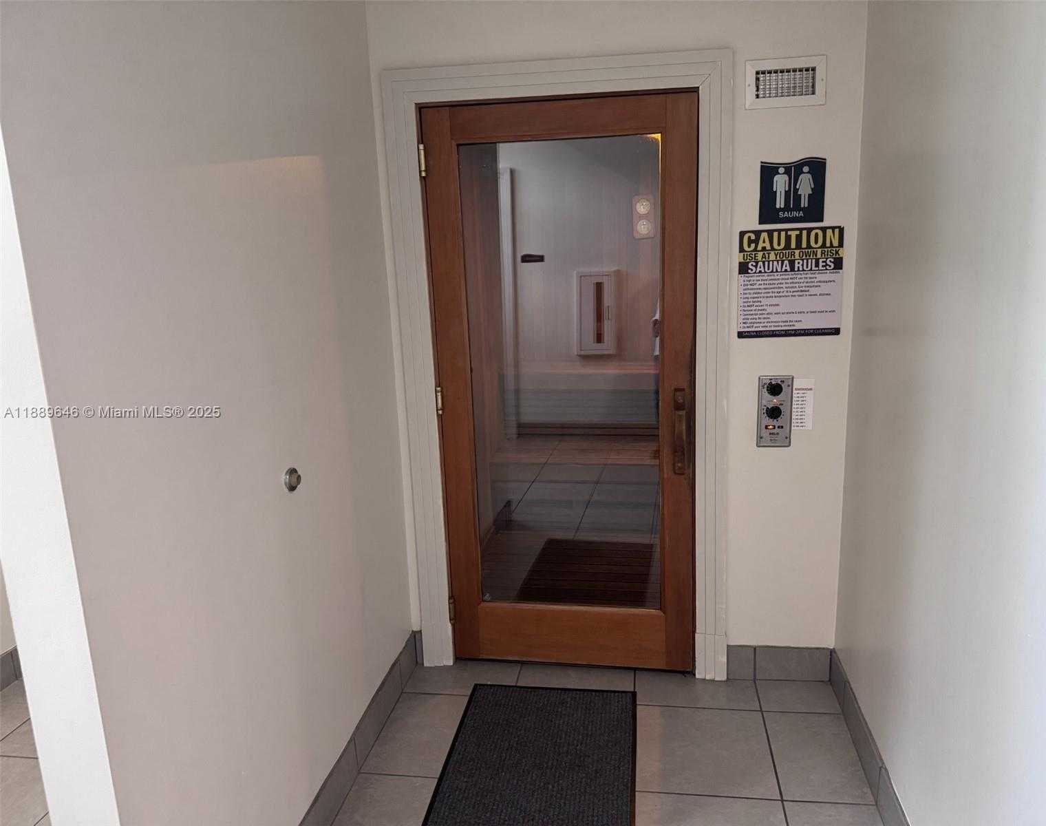 Small Image of 3001 SOUTH OCEAN DR #907, Hollywood Number 35