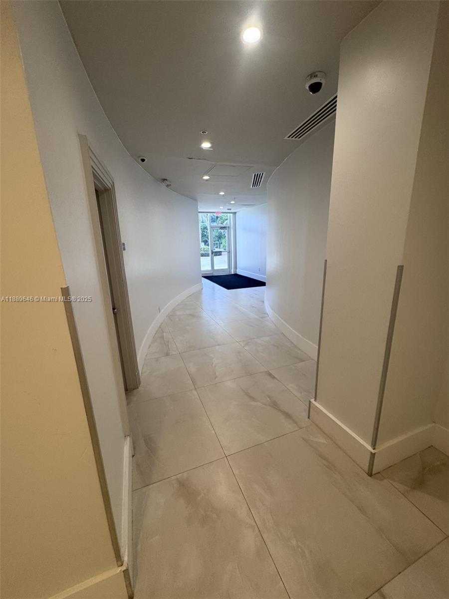 Small Image of 3001 SOUTH OCEAN DR #907, Hollywood Number 38