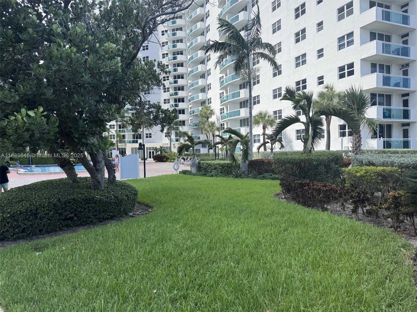 Small Image of 3001 SOUTH OCEAN DR #907, Hollywood Number 41