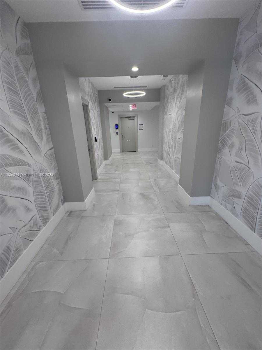 Small Image of 3001 SOUTH OCEAN DR #907, Hollywood Number 5
