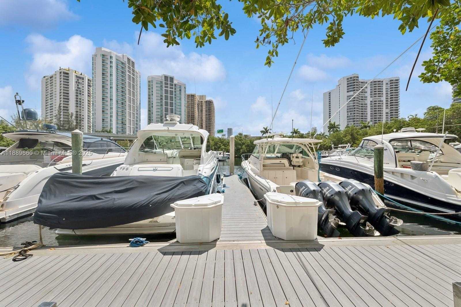 Small Image of 3600 MYSTIC POINTE DR #1801, Aventura Number 20