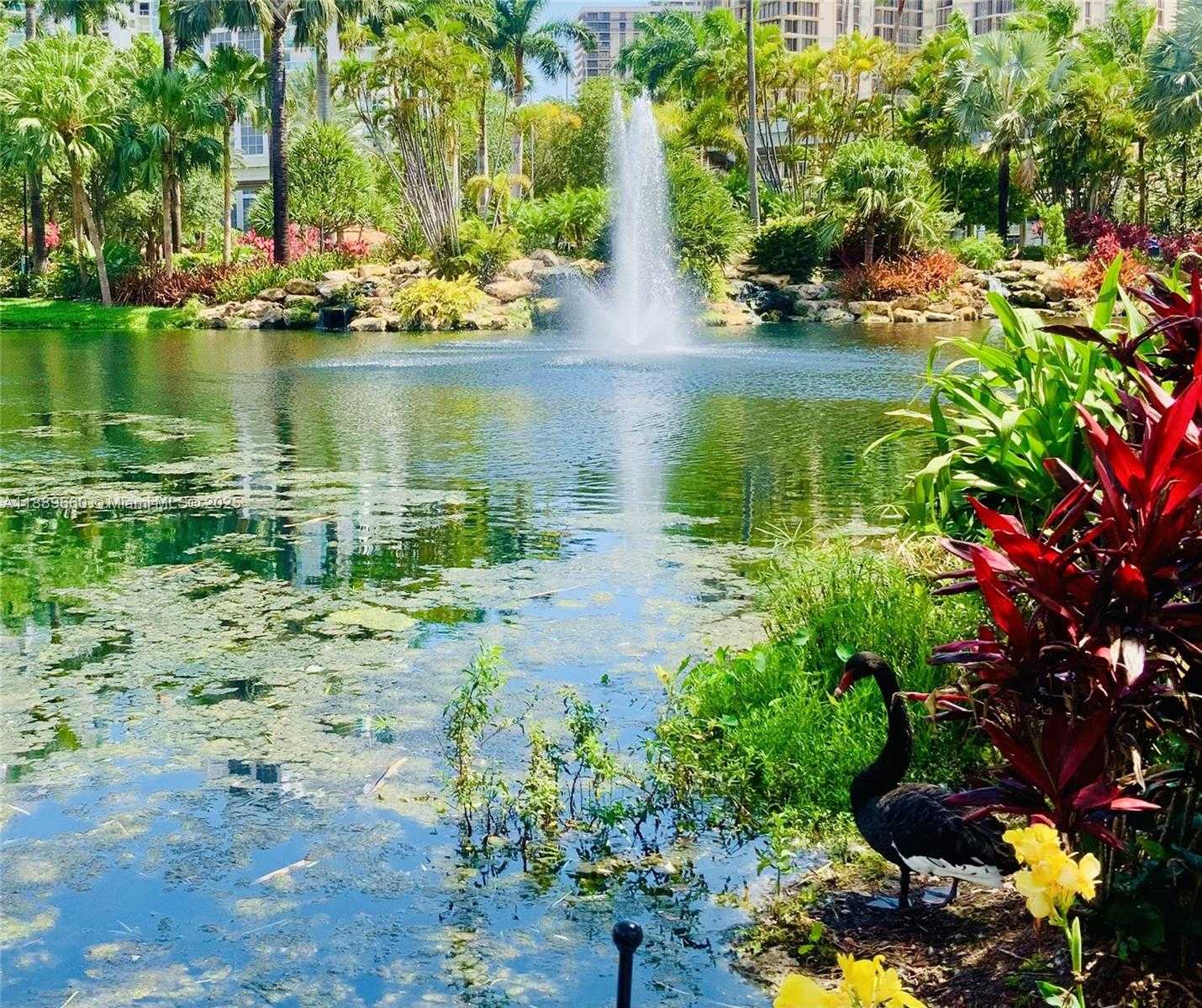 Small Image of 3600 MYSTIC POINTE DR #1801, Aventura Number 22