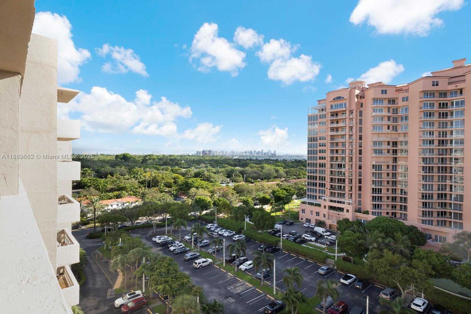 Small Image of 90 EDGEWATER DR #1218, Coral Gables Number 2