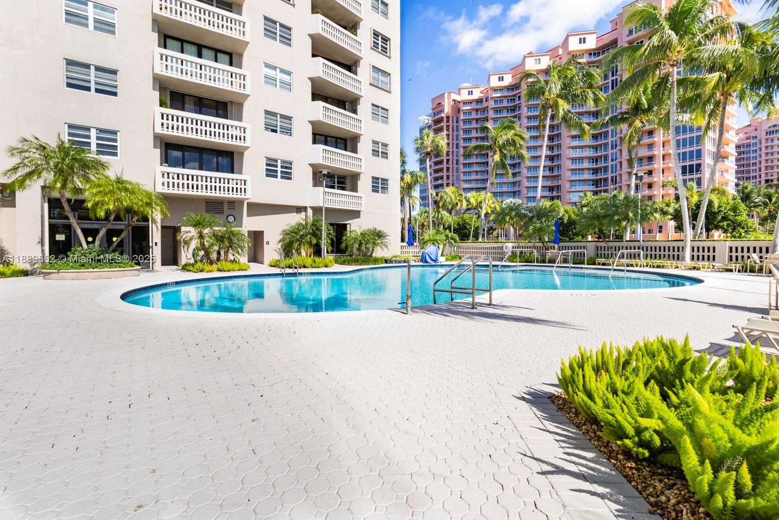 Small Image of 90 EDGEWATER DR #1218, Coral Gables Number 21