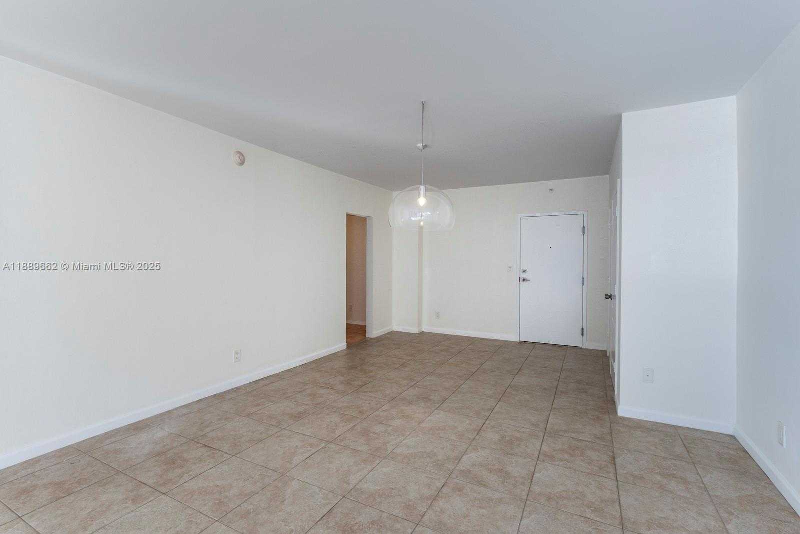 Small Image of 90 EDGEWATER DR #1218, Coral Gables Number 7