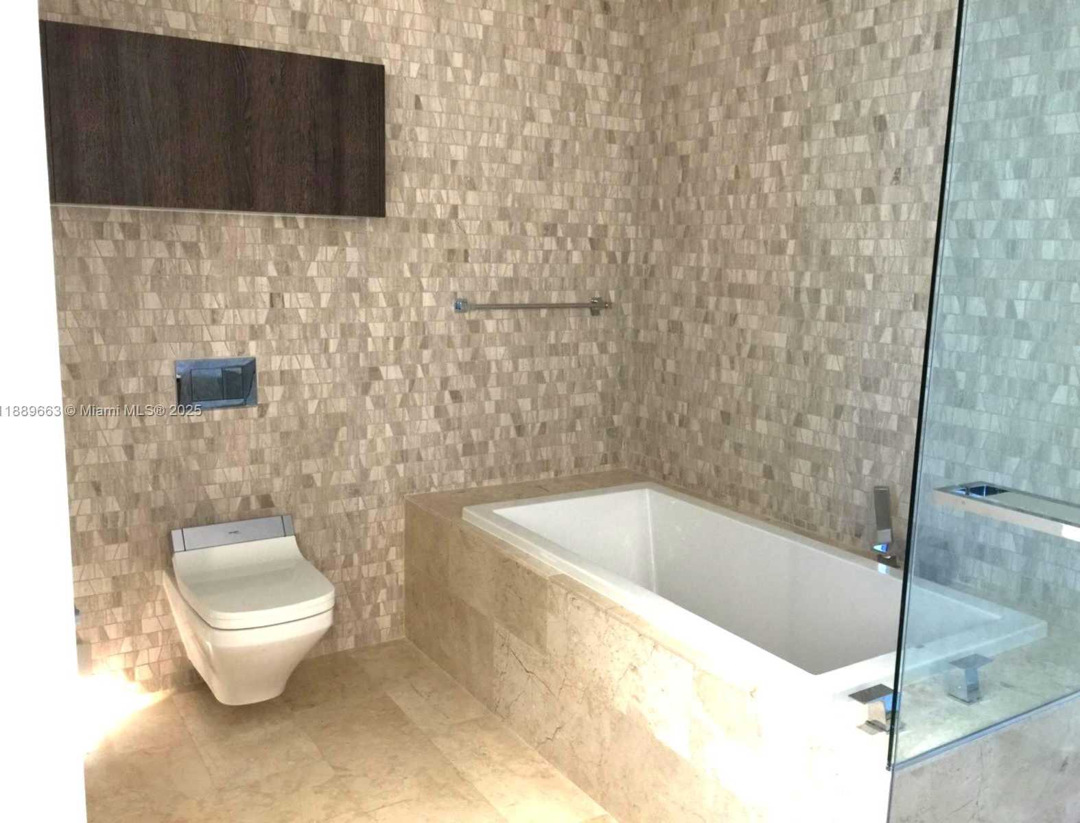 Small Image of 68 SOUTH EAST 6TH ST #1809, Miami Number 7