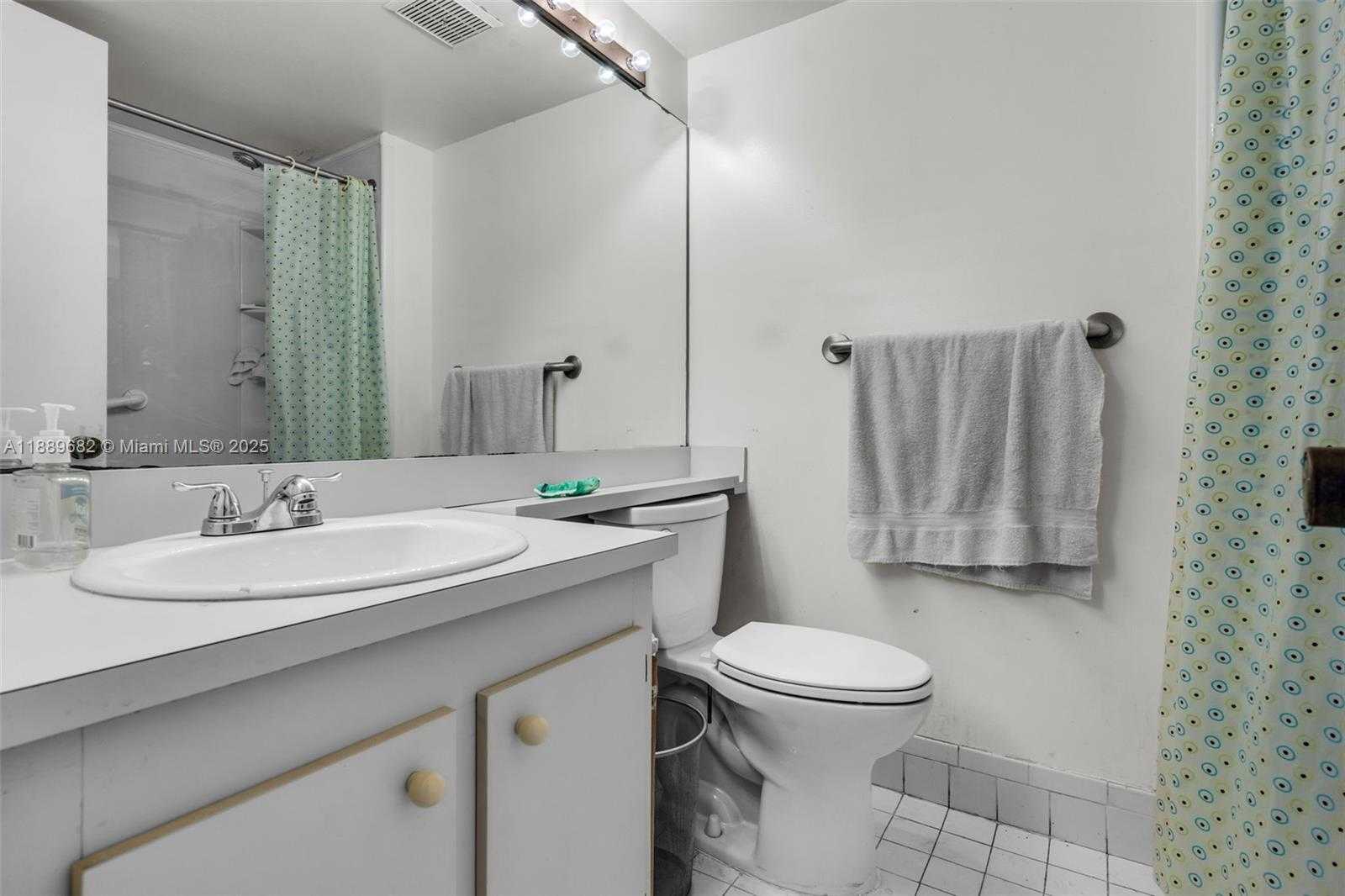 Small Image of 18370 MEDITERRANEAN BLVD #1-25, Hialeah Number 13