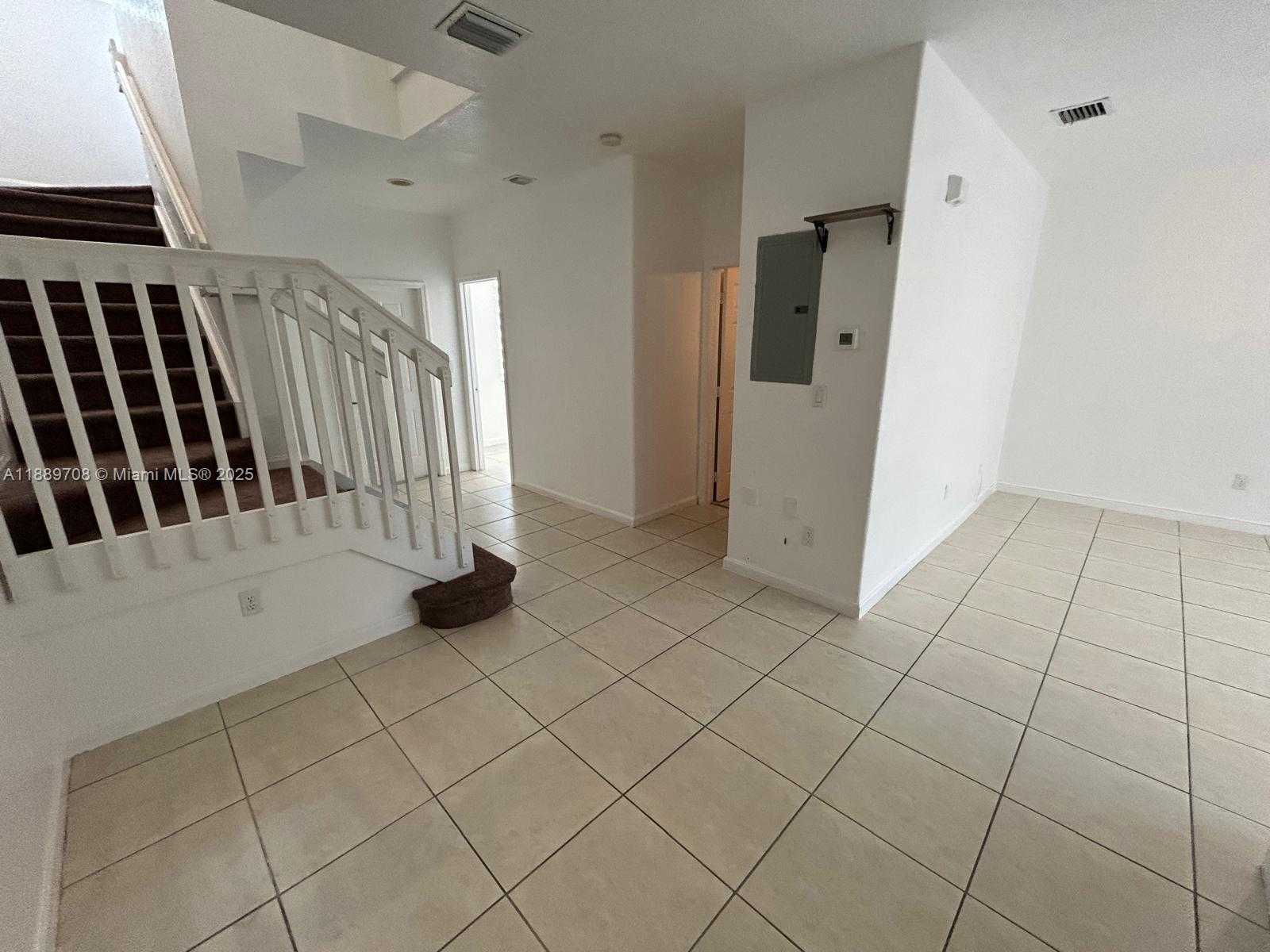 Small Image of 1406 SOUTH EAST 26TH CT #311, Homestead Number 10