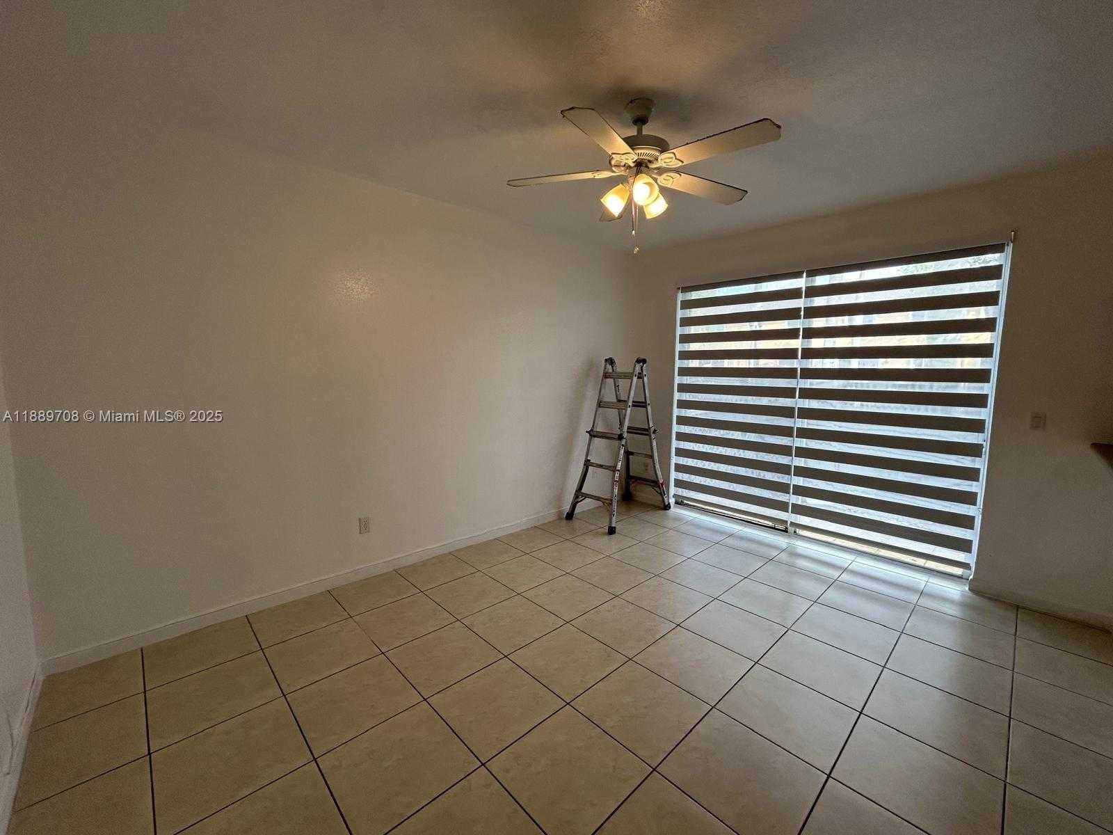 Small Image of 1406 SOUTH EAST 26TH CT #311, Homestead Number 6