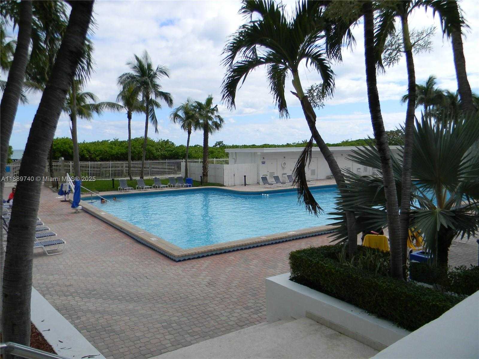 Small Image of 6345 COLLINS AVE #937, Miami Beach Number 9