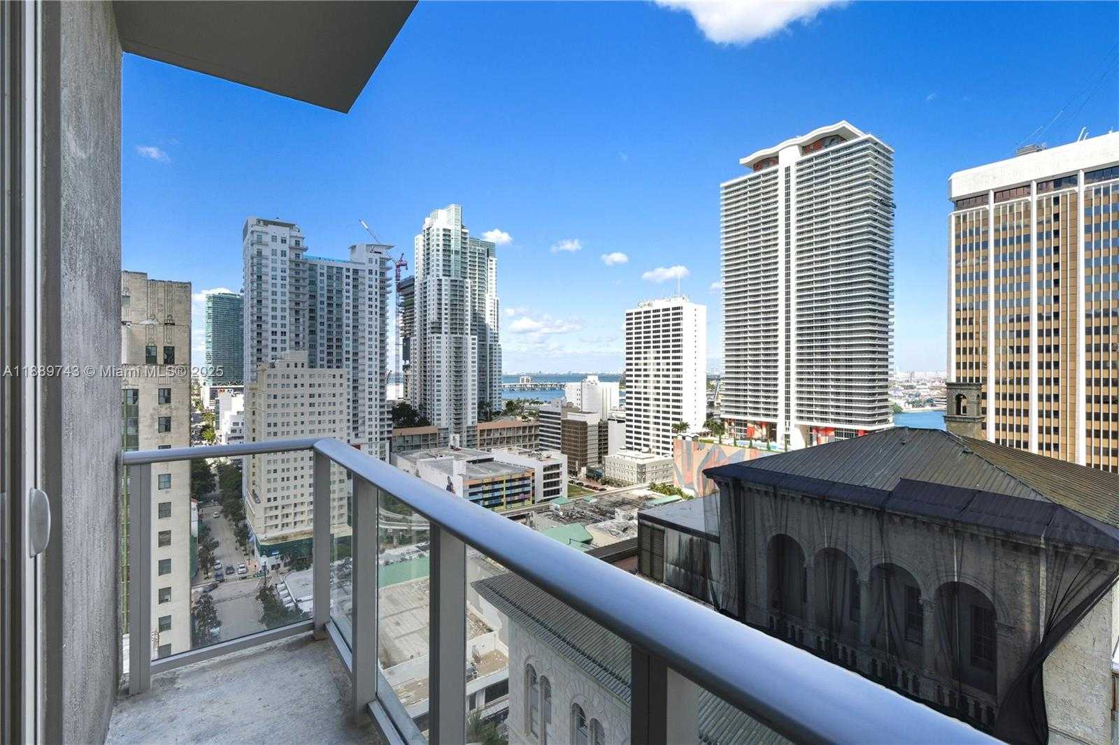 Small Image of 151 SOUTH EAST 1ST STREET #2002, Miami Number 5