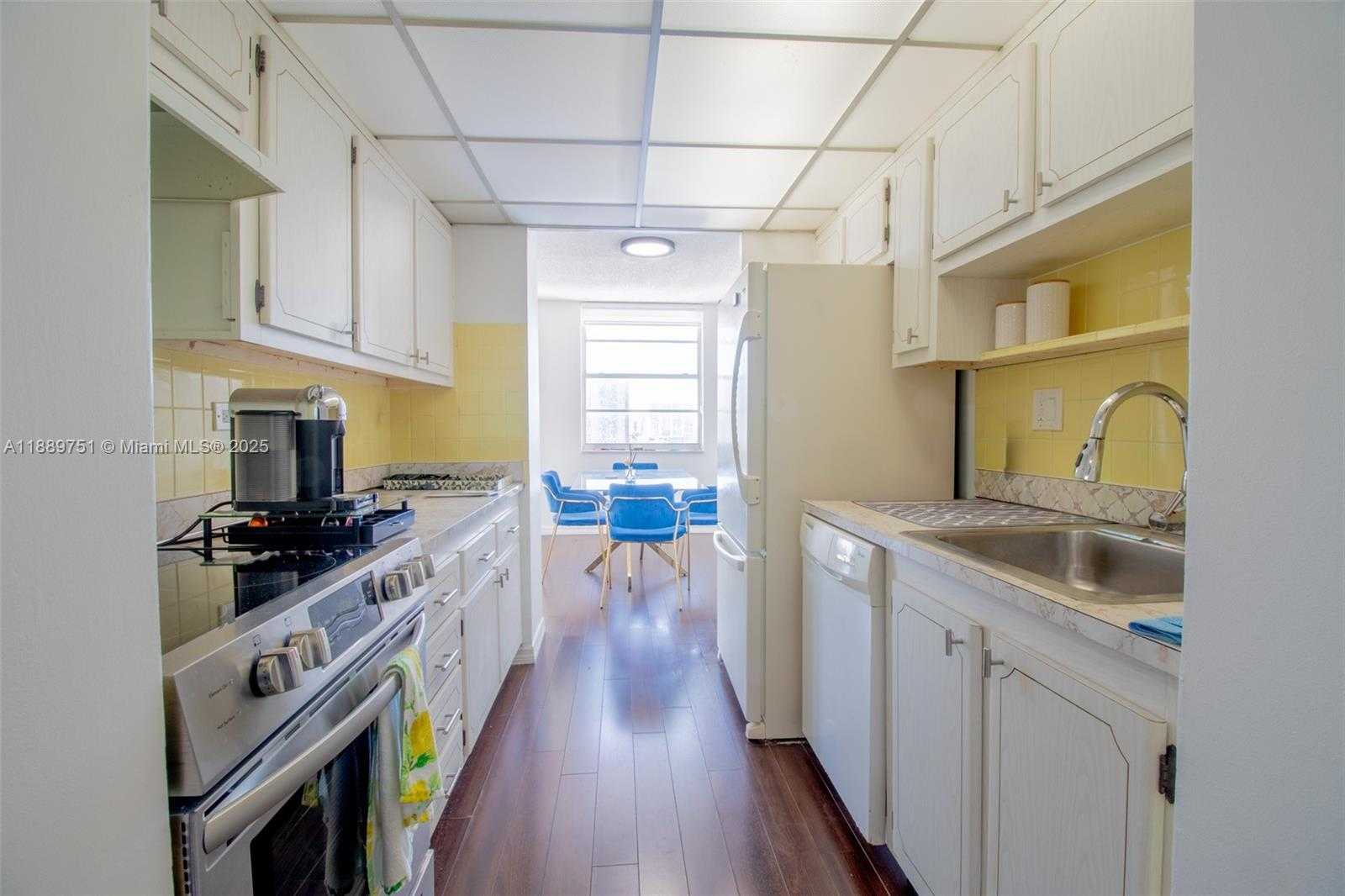 Small Image of 250 174TH ST #1201, Sunny Isles Beach Number 17