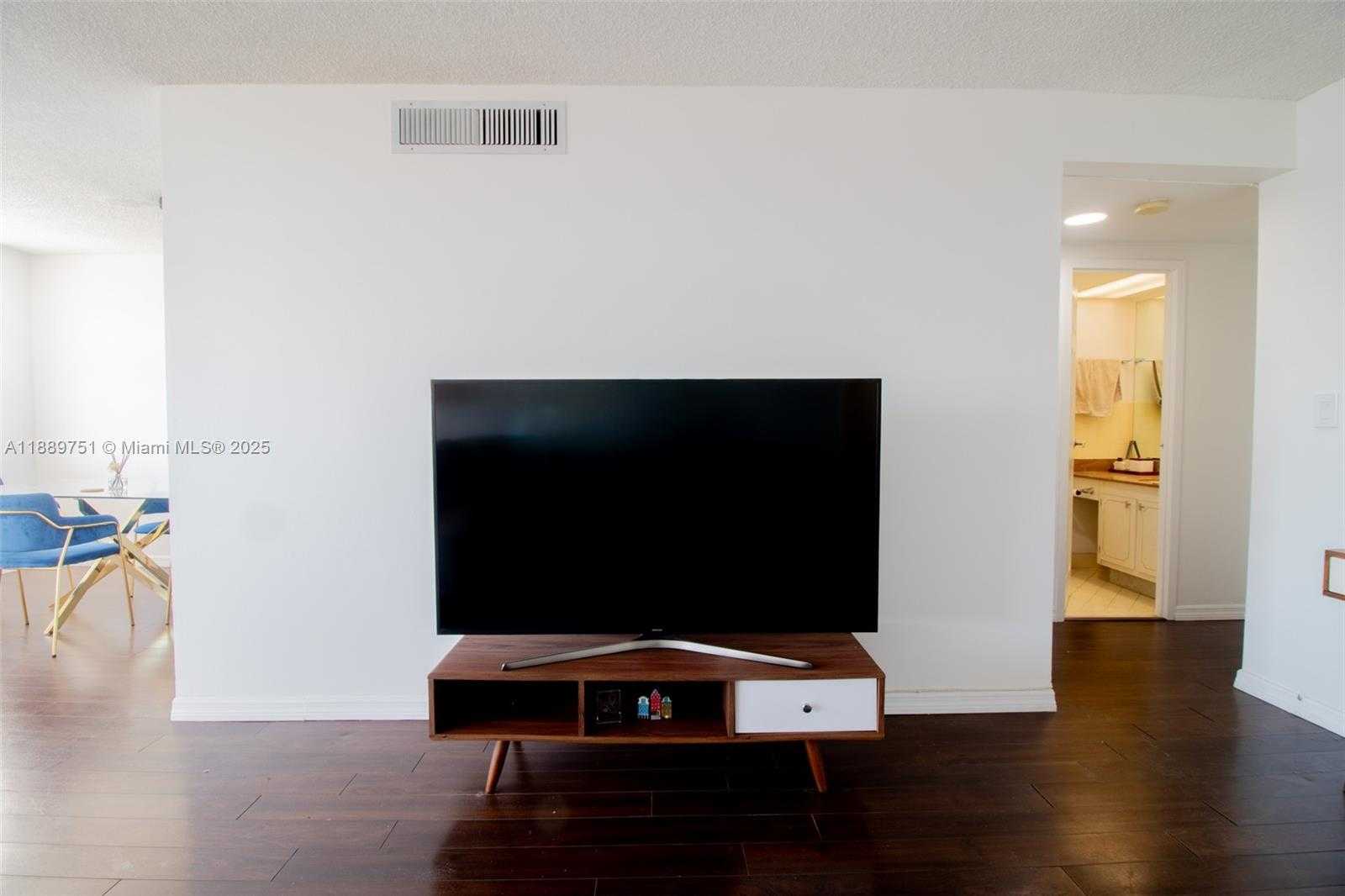 Small Image of 250 174TH ST #1201, Sunny Isles Beach Number 9