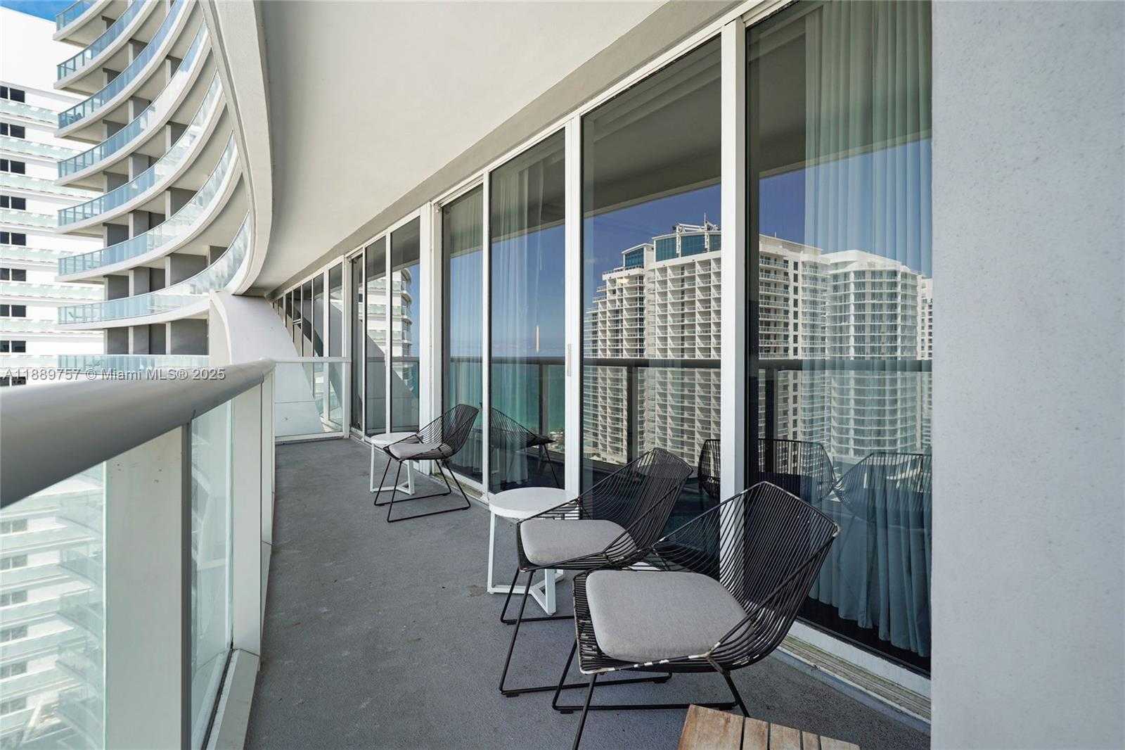 Small Image of 3101 BAYSHORE DR #1704, Fort Lauderdale Number 33