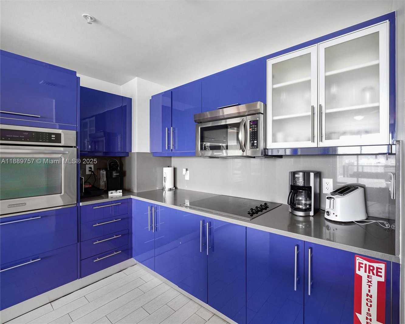 Small Image of 3101 BAYSHORE DR #1704, Fort Lauderdale Number 4
