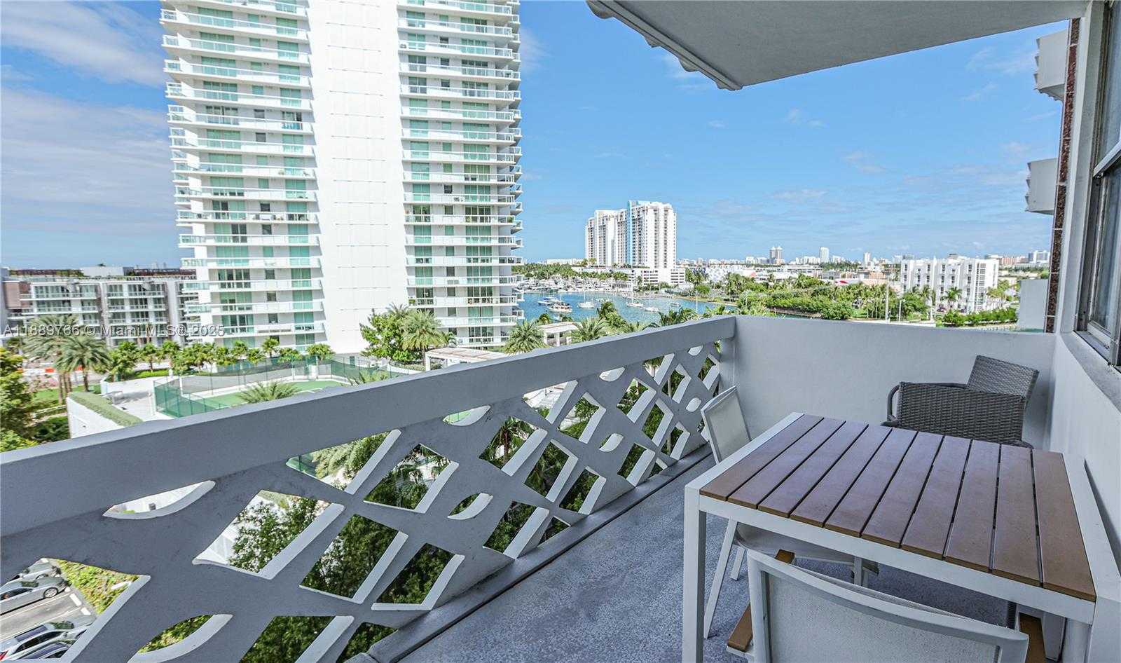 Small Image of 20 ISLAND AVE #704, Miami Beach Number 9
