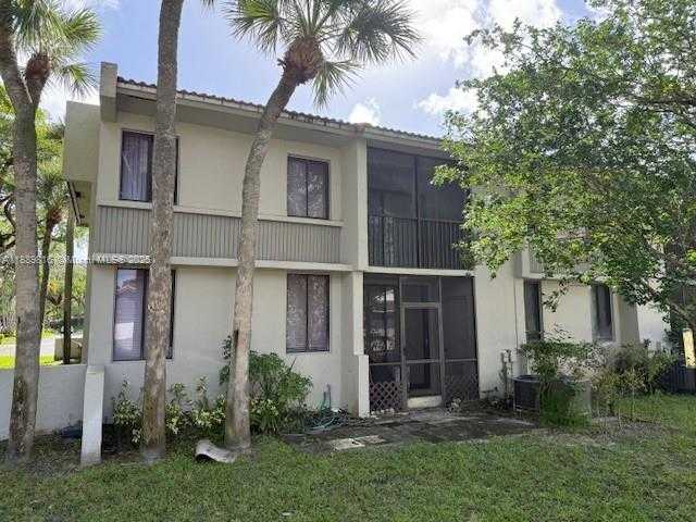 Small Image of 9537 SOUTH WEST 1ST CT #9537, Coral Springs Number 17