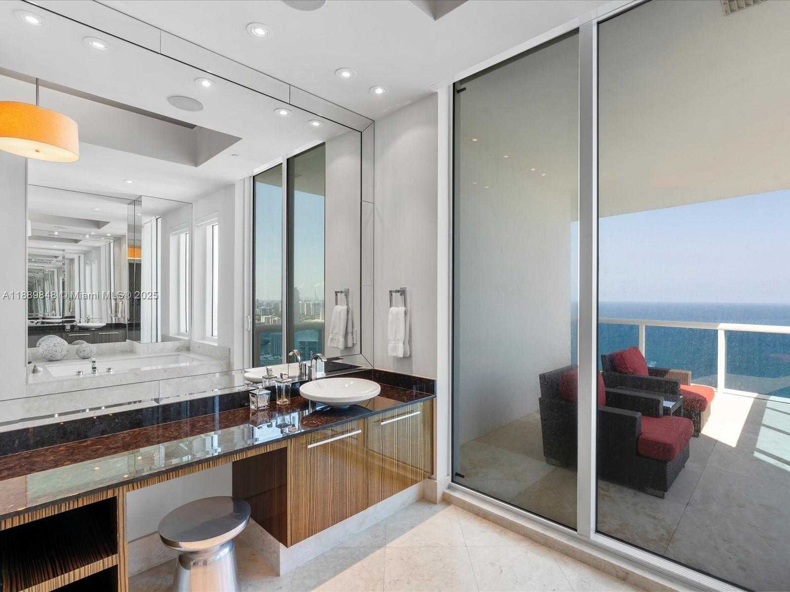 Small Image of 2711 SOUTH OCEAN DR #4005, Hollywood Number 29