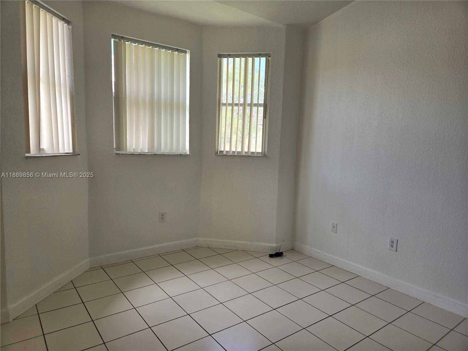Small Image of 2758 SOUTH EAST 17TH AVE #203, Homestead Number 9