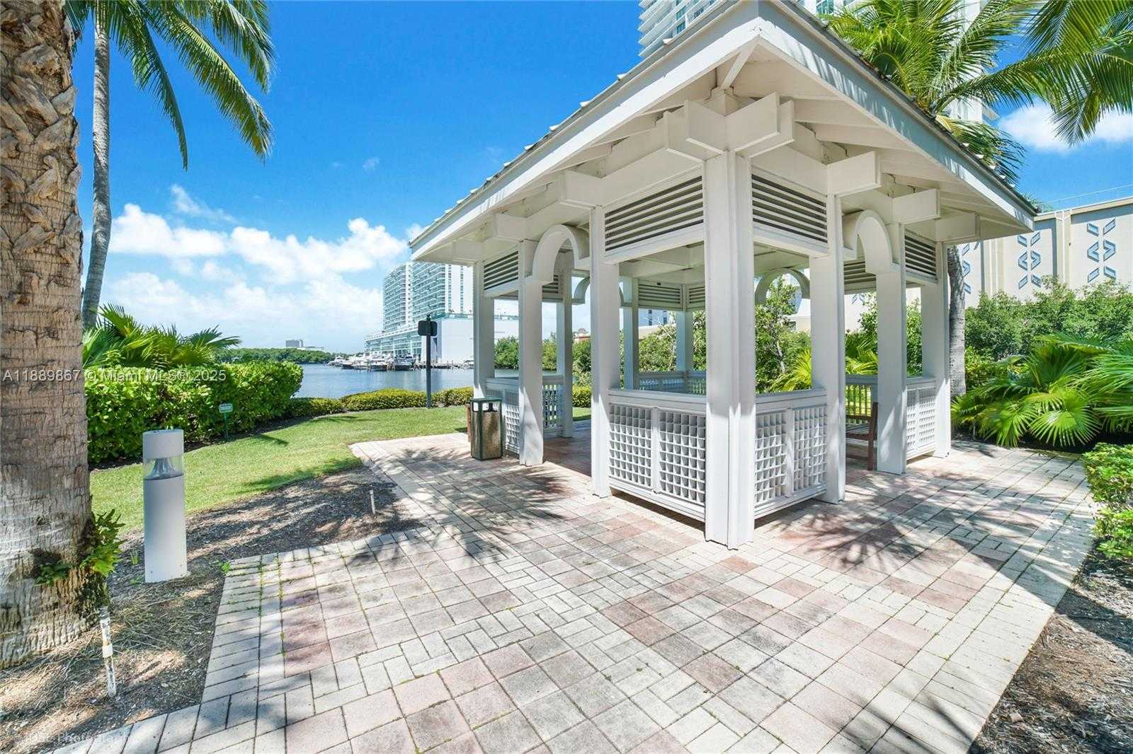 Small Image of 16500 COLLINS AVE #1751, Sunny Isles Beach Number 3