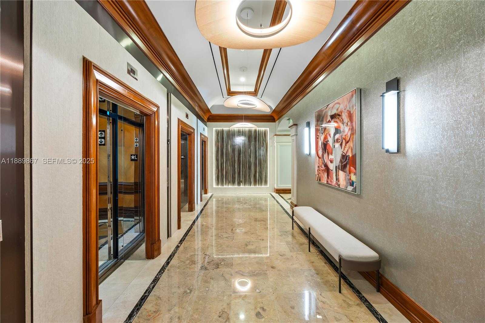 Imagen de Pequeño Objeto