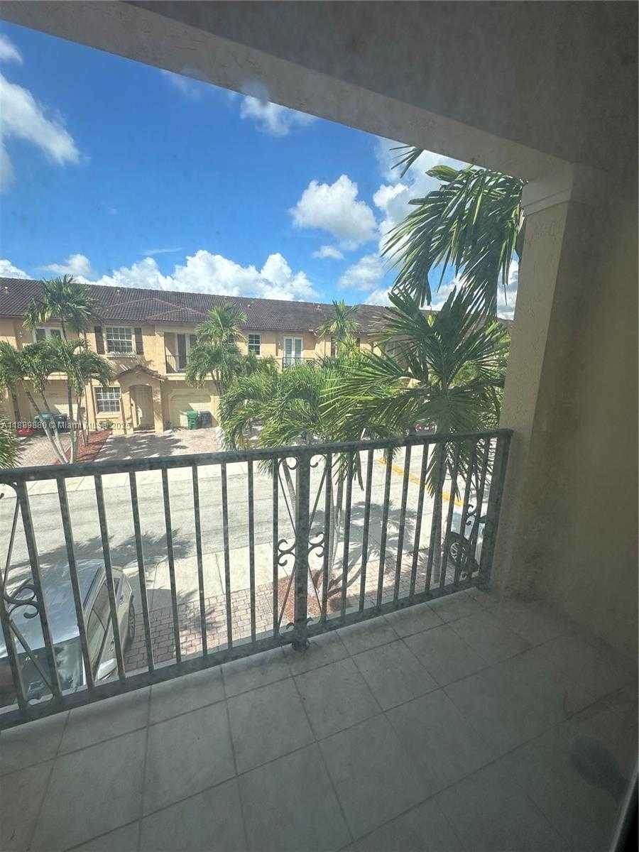 Small Image of 13261 SOUTH WEST 127TH CT, Miami Number 16