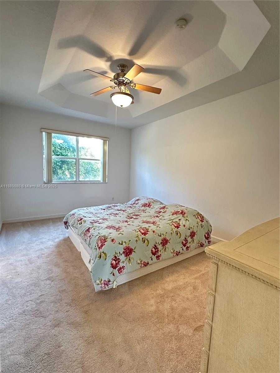 Small Image of 13261 SOUTH WEST 127TH CT, Miami Number 20