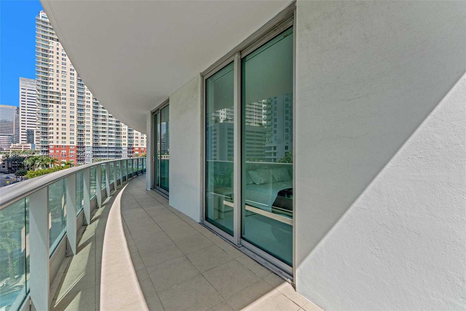Small Image of 1331 BRICKELL BAY DR #502, Miami Number 19
