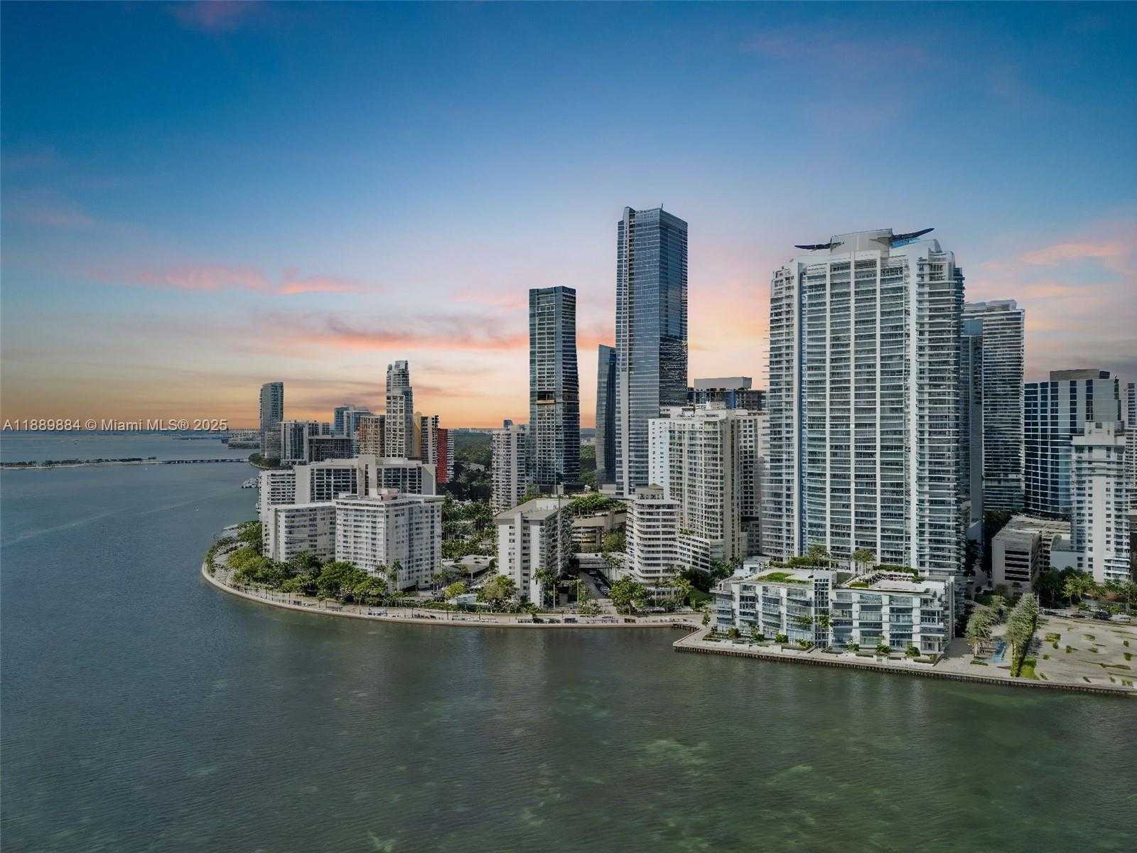 Small Image of 1331 BRICKELL BAY DR #502, Miami Number 29