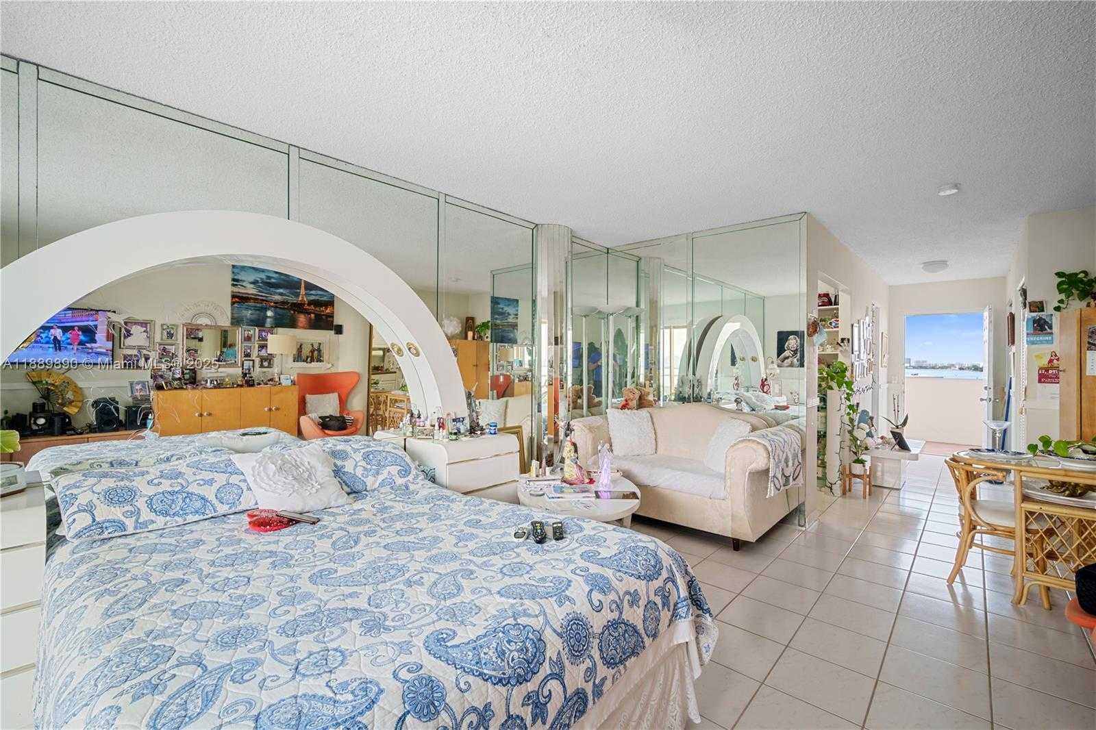 Small Image of 7904 WEST DR #714, North Bay Village Number 19