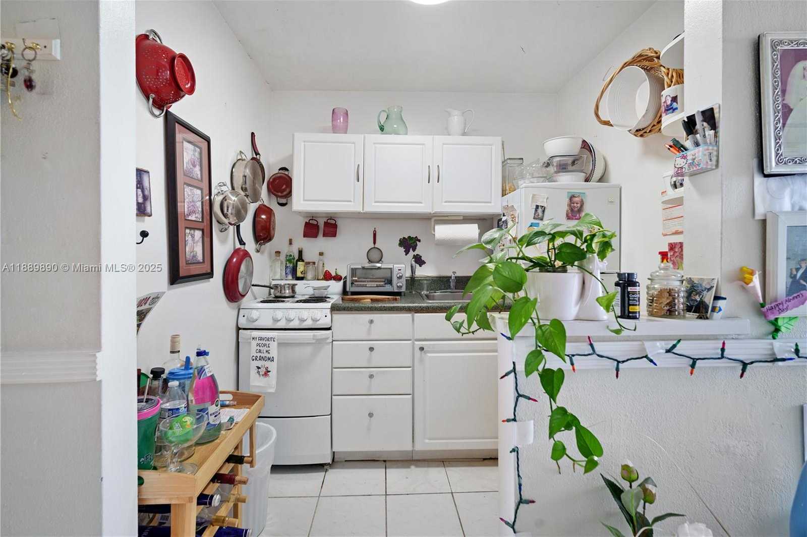 Small Image of 7904 WEST DR #714, North Bay Village Number 9