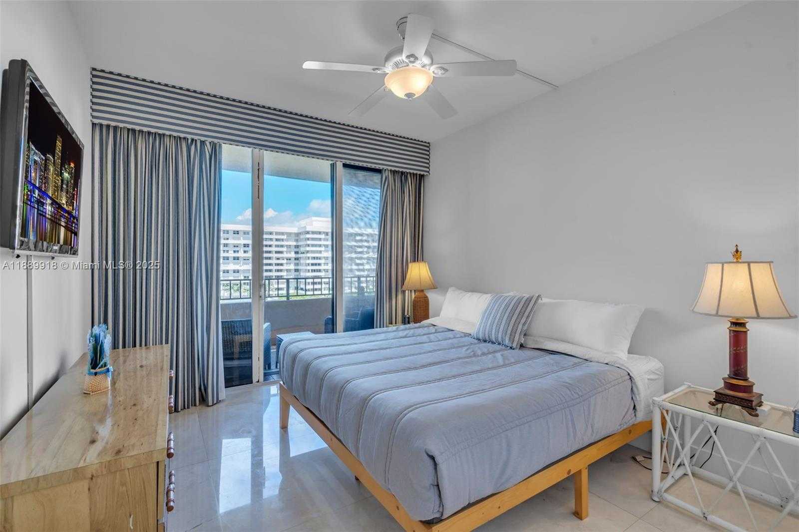 Small Image of 251 CRANDON BLVD #625, Key Biscayne Number 21
