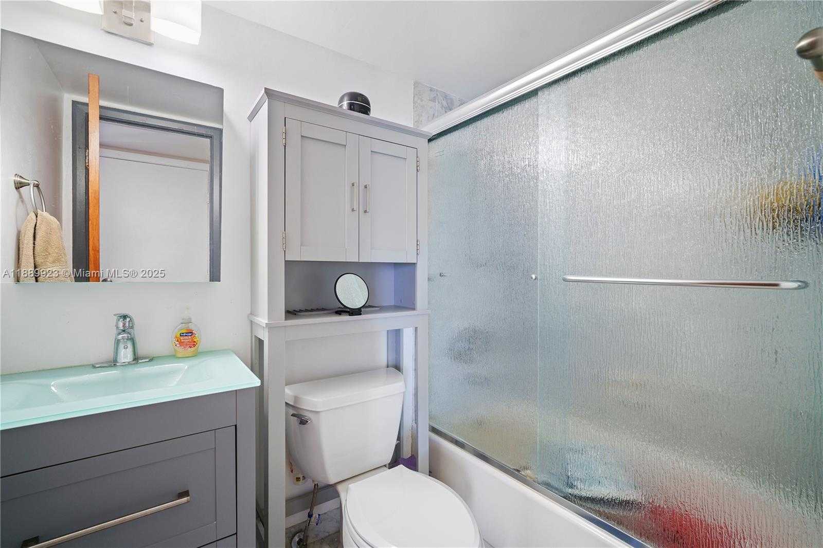 Small Image of 2301 SOUTH OCEAN DR #907, Hollywood Number 18