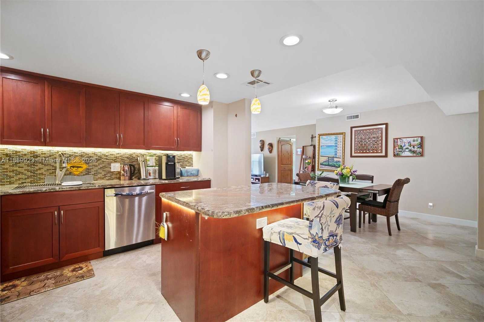 Small Image of 2301 SOUTH OCEAN DR #907, Hollywood Number 2
