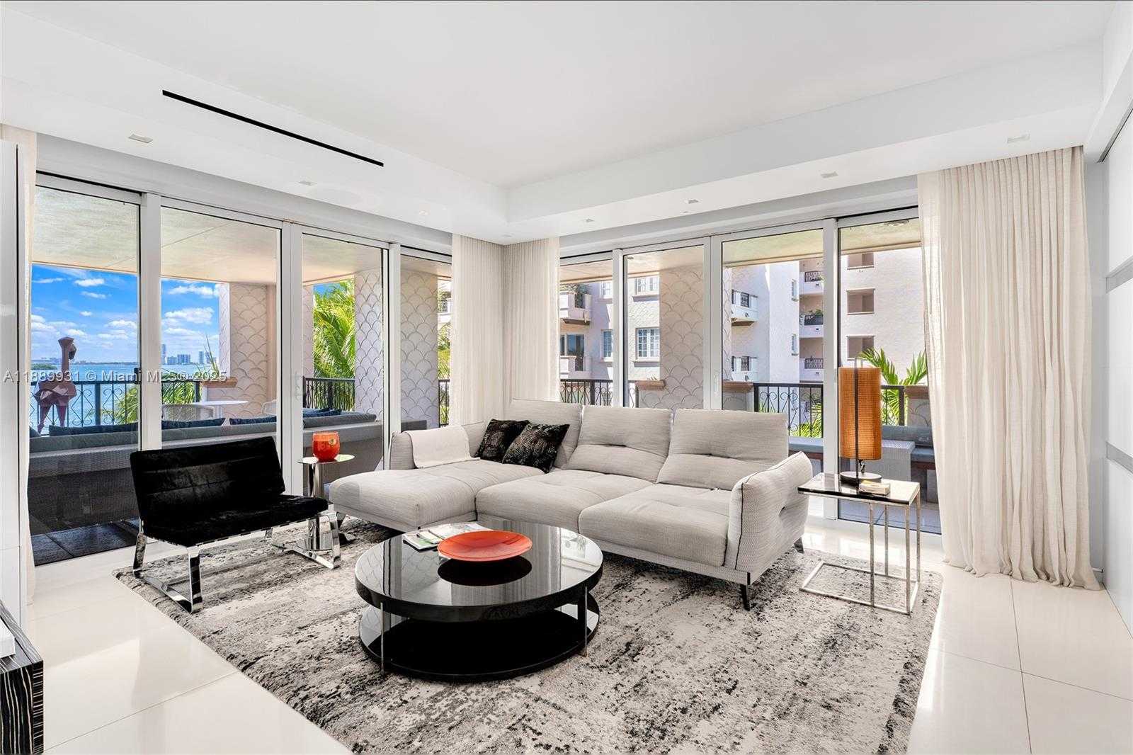 Small Image of 5134 FISHER ISLAND DR #5134, Miami Beach Number 13