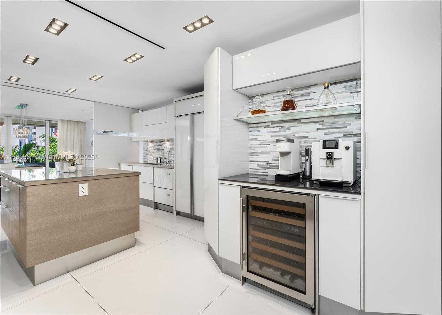 Small Image of 5134 FISHER ISLAND DR #5134, Miami Beach Number 20