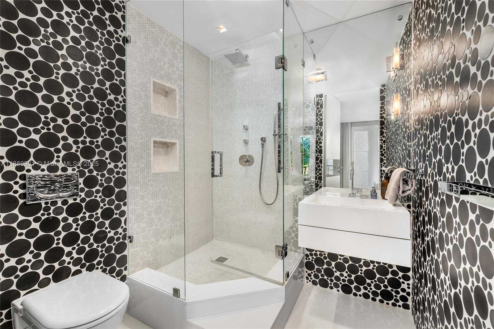 Small Image of 5134 FISHER ISLAND DR #5134, Miami Beach Number 36